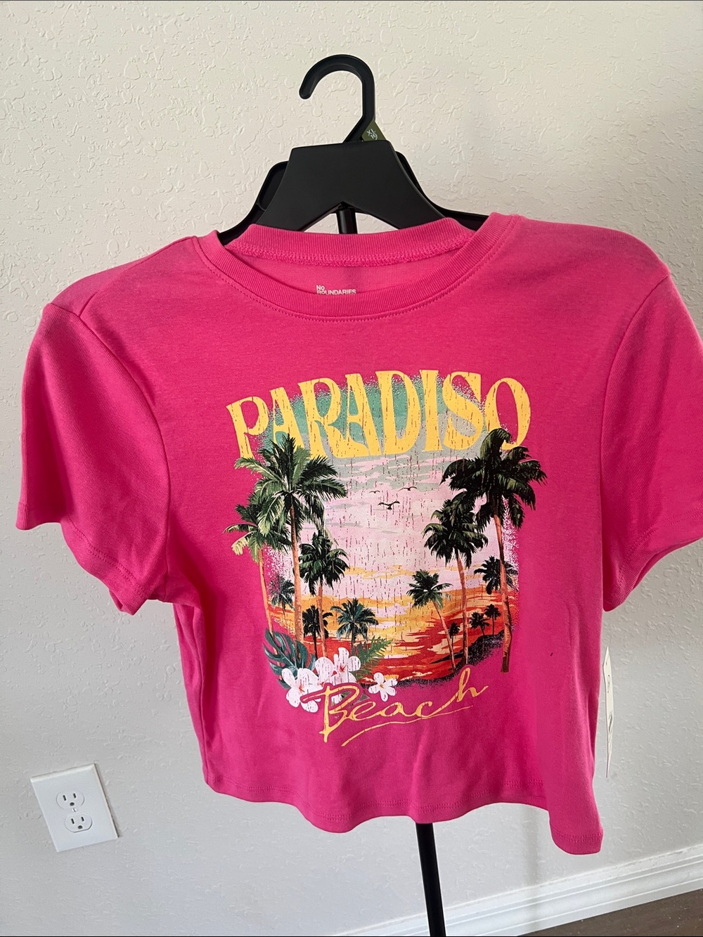 No Boundaries Hot Pink Paradiso Beach Graphic Tee XL